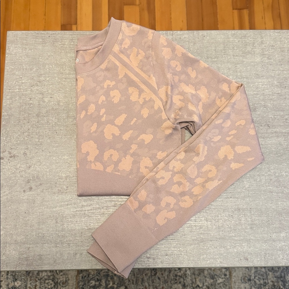 Zella long sleeve thick running shirt - Small
